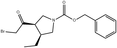 Éster fenilmetílico do ácido (3R,4S)-3-(2-bromoacetil)-4-etil-1-pirrolidinocarboxílico